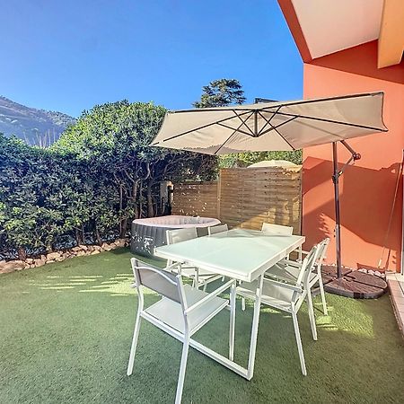 2 Pieces - Parking - Jacuzzi - Food & Drink - Love Мантон Екстер'єр фото